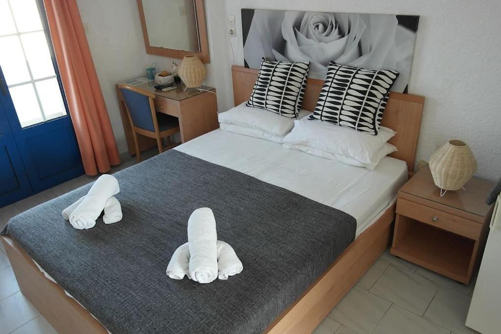 Athina Studios Vathí Buitenkant foto